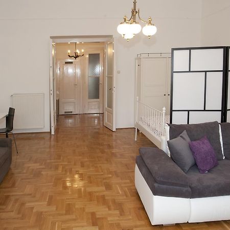 Alice Apartment Budapest Phòng bức ảnh