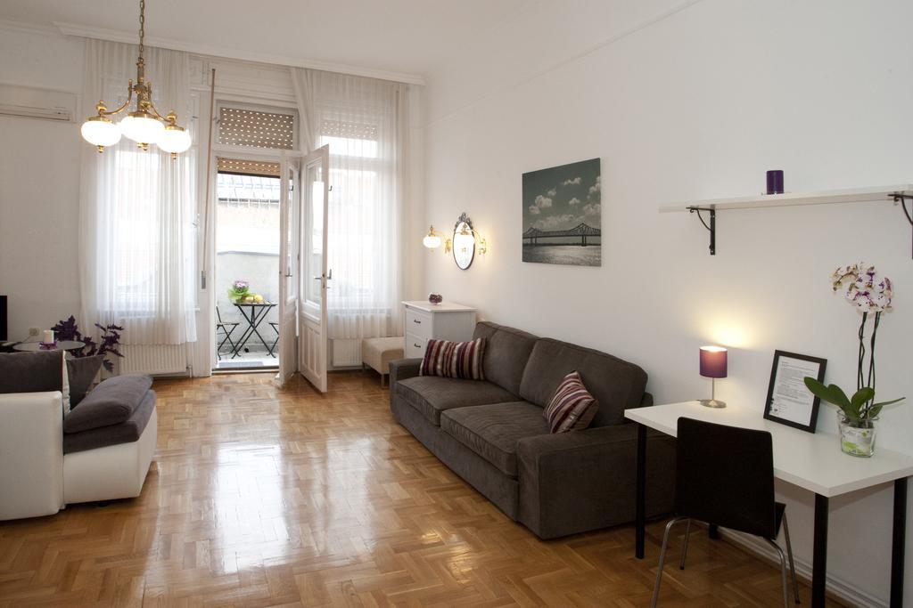 Alice Apartment Budapest Phòng bức ảnh