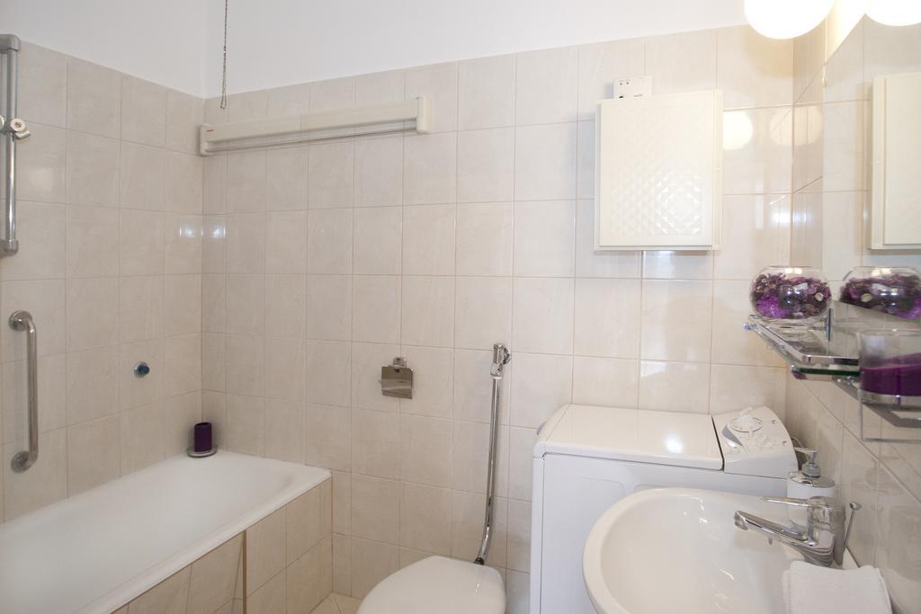 Alice Apartment Budapest Phòng bức ảnh